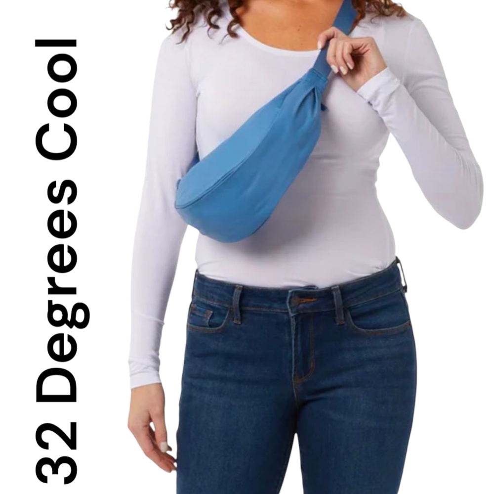 32 Degrees Cool | Women's Water Resistant Adjustable Strap Crossbody Bag | Blue